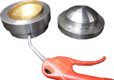 The domed end caps of the HC4.